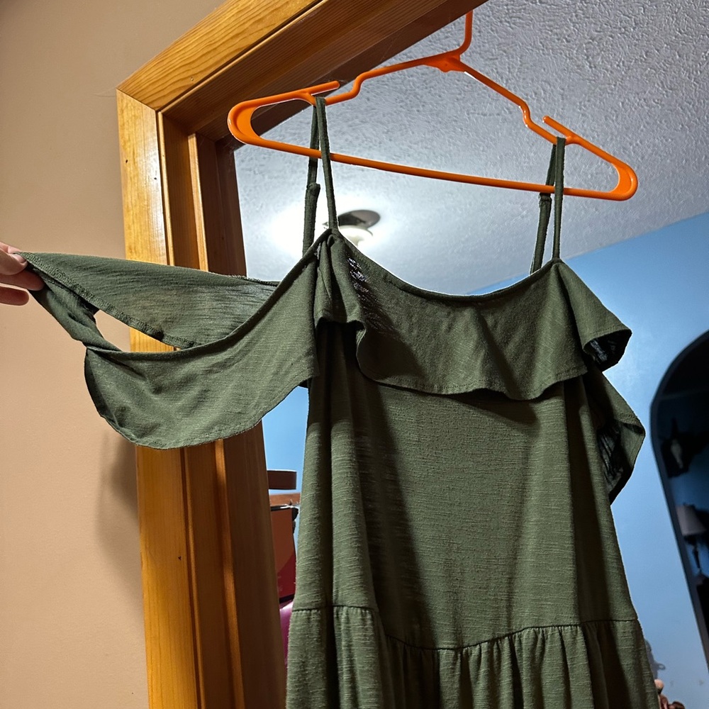 Women’s XL olive green cold shoulder Jumpsuit